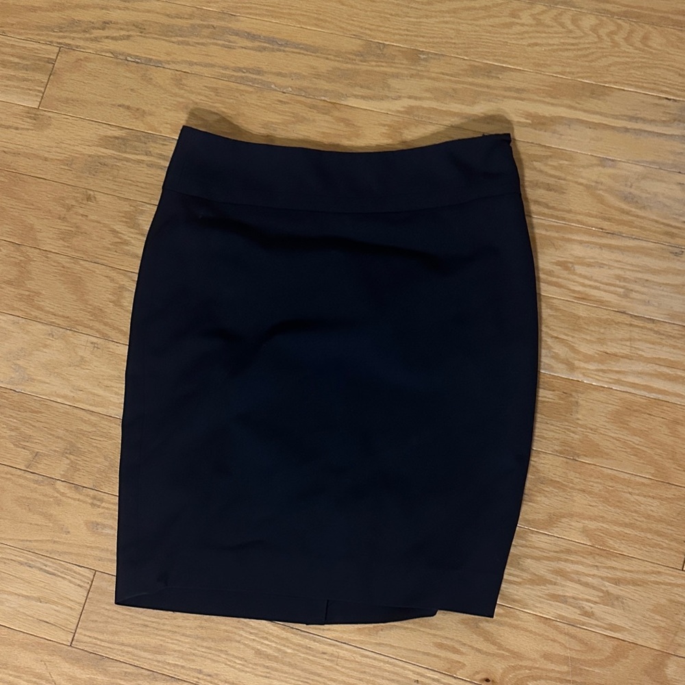 The Limited Dark Blue Skirt - Size 4 - Used